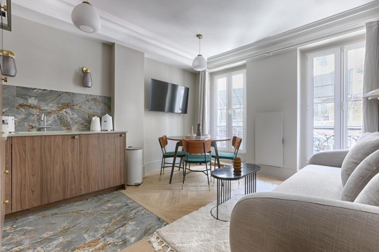 Unique Luxury Parisian flat 2BR/6P -Champs Elysées Exterior foto